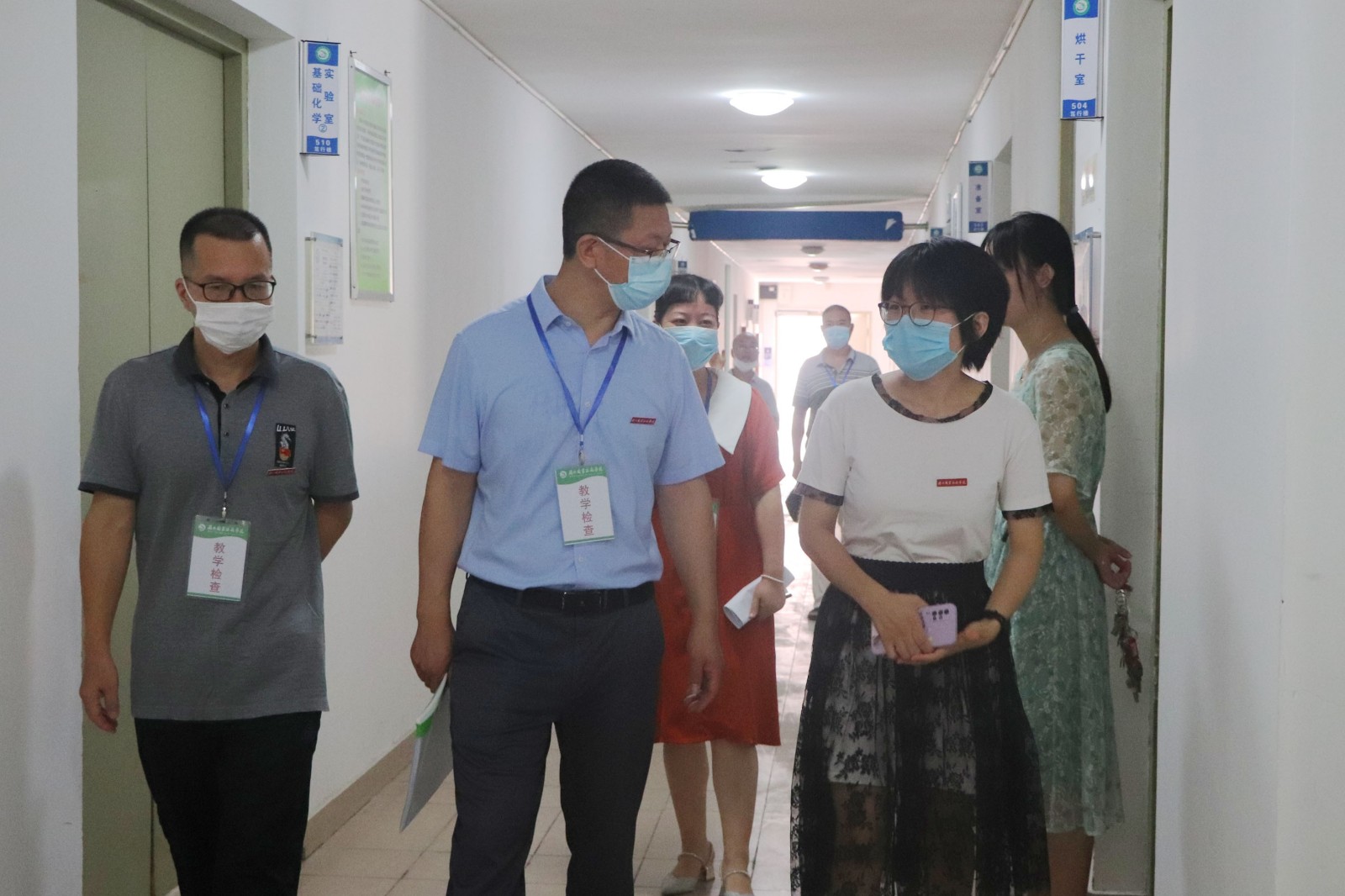 调色_0000_曲线 1.jpg