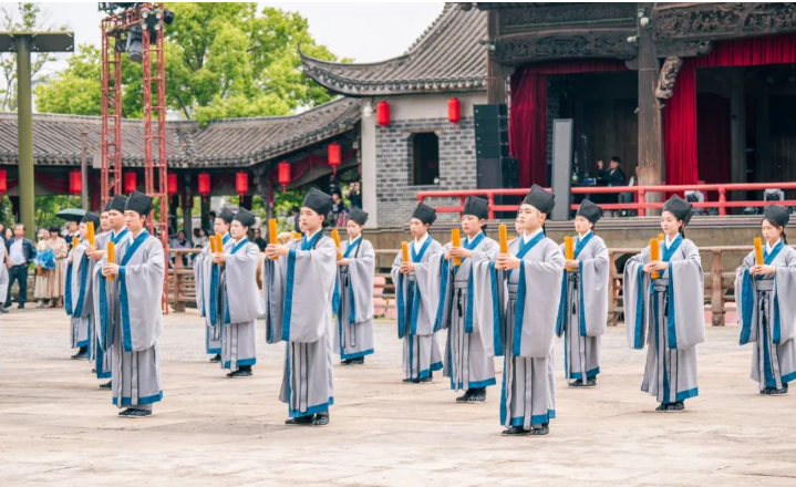 屏幕截图 2025-04-29 200134.png