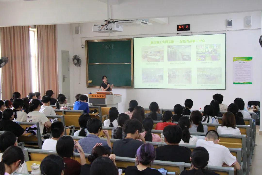 2.webp.png 2.webp.png