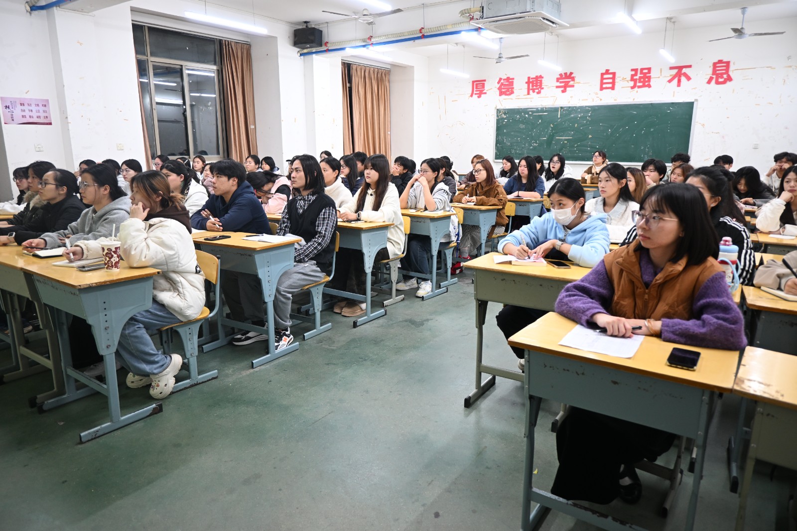 DSC_2930.JPG DSC_2930.JPG